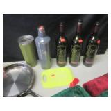 (F-0) Kitchen Pans, Christmas Stock...