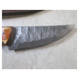 (FS) 7 3/4" Fixed Blade Damascus Kn...