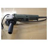 Black & Decker Quantum Pro 4 1/2" G...