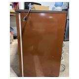 Avanti 489 RC/RA/RW Compact Refrigerator with Top Freezer - 115V