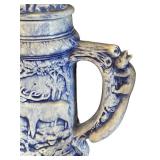 MB - Delft-Style Ceramic Ewer with Lid - 3 Figure Group