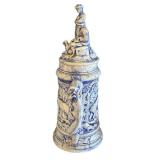 MB - Delft-Style Ceramic Ewer with Lid - 3 Figure Group