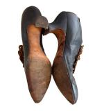 MB - Pair of Antique Women