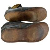 MB - Pair of Antique Women