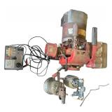G - AstroFlight Six-Seven Cell Charger Model 114 AC/DC - Sears Roebuck