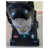 LL - Bissell CleanView Helix Upright Vacuum with Turbo Brush - 12-Amp