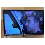 MB - TCL Roku TV 31-Inch Smart TV with Built-In Roku