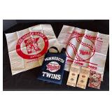 MB - Minnesota Twins Homer Hankies 2006 & 2002, 1991 World Series Tickets & Crossbody Bag