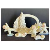 LR - Snow Baby Style Figurines Set with Arched Backdrop