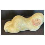 LR - Snow Baby Style Figurines Set with Arched Backdrop