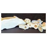 LR - Snow Baby Style Figurines Set with Arched Backdrop