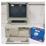 Princeton Graphic Systems PSC-28 Monito w/BTC Keyboard & Unknown PC