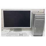 LARGE Apple Cinema HD Monitor w/Mac Pro 2 Desktop
