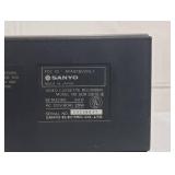 Working Vintage SANYO Model VCR-3900 II VCR