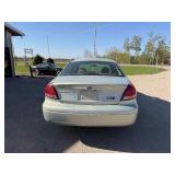 2005 Ford Taurus