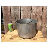 Vintage WAGNER WARE #769 Flat Bottom Kettle
