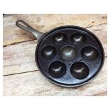 Vintage GRISWOLD No. 32 Cast Iron Hole AEBLESKIVER 962 Pan