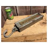 Vintage HANSON #8910 "The Viking" - 100 Lb Scale