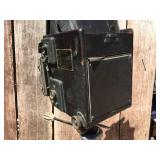 Oh Wow! R.B. GRAFLEX - Series D Camera on Star D Conquest Tripod