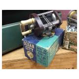 Vintage Tackle Box with lures + Pflueger SkilKast 1953 + Ocean City 1591 Reels