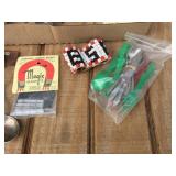Group Vintage Toys + Gadgets