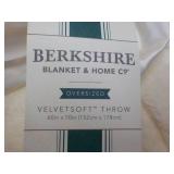 Berkshire Cream Velvet Soft 60 x 70...