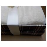 Berkshire Cream Velvet Soft 60 x 70...