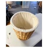 Wicker clothes hamper