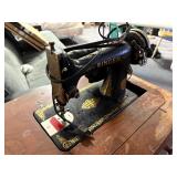 Antique  Singer sewing machine pre 1940