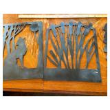 Metal outdoor scenery signs