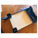 Paper cutter