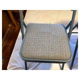 Set of 4 folding chairs and pop up table