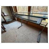 Glass drawing table