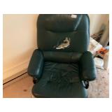 Walleye Lounger with footrest