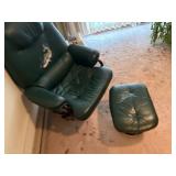 Walleye Lounger with footrest