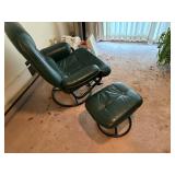 Walleye Lounger with footrest