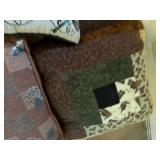 Lot of throw pillows