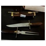 Unique carving set with holder