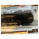 Lionel Burlington Steam Freight Set, featuring a die-cast metal locomotive and operating freight cars