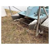 Paddle boat with lift