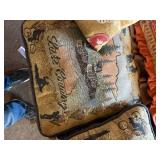 Lot of throw pillows