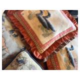 Lot of throw pillows