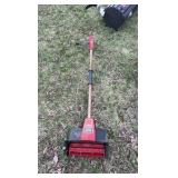 Toro power shovel
