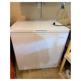 Insignia Chest Freezer – Approx. 5.0 Cu Ft – Working Condition