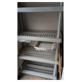 Plastic shelf with 2 drawers
