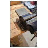 workbench vise