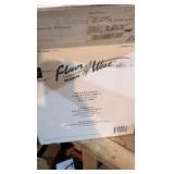 flavor wave oven looks to be new in box