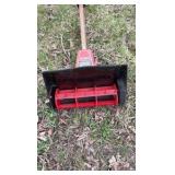 Toro power shovel