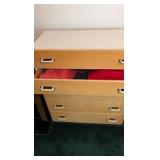 2 dresser set