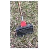 Toro power shovel